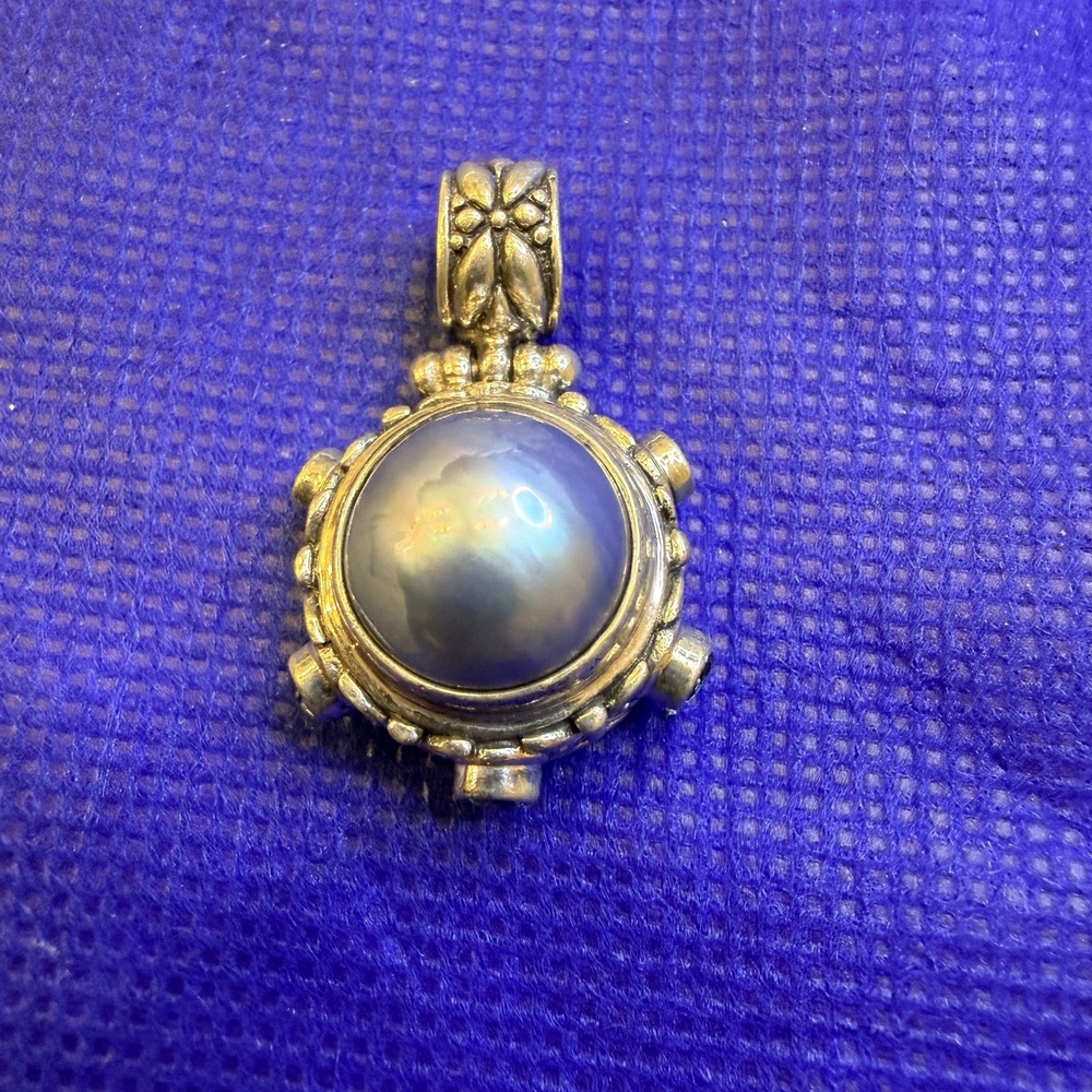 Vtg Sterling Silver 925 Blue Topaz & Mabe Pearl Round Pendant Statement Nature